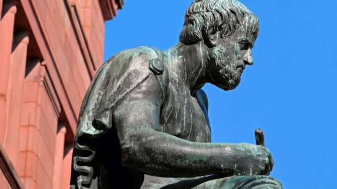 Bild von Couleur auf Pixabay Aristoteles
